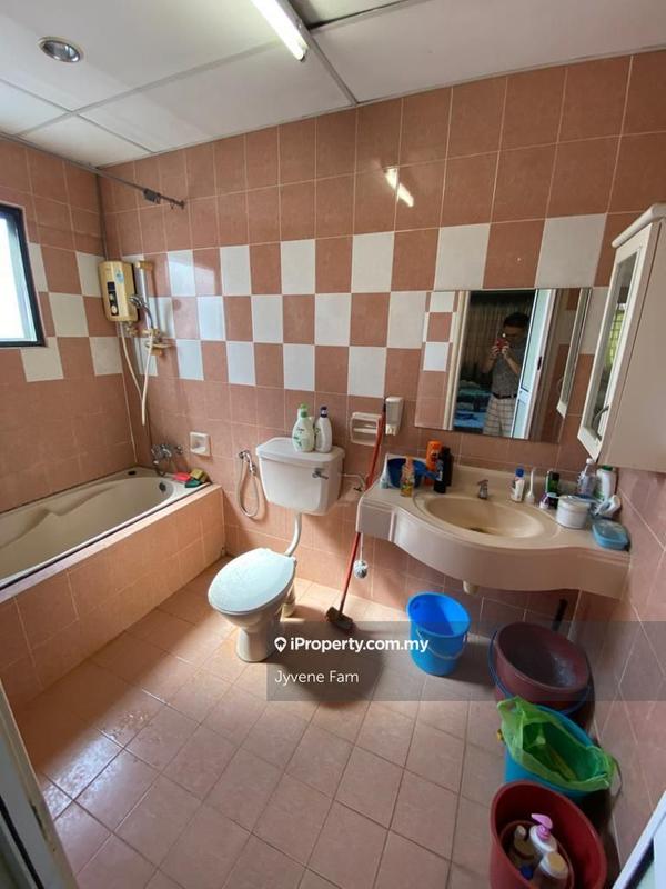 For Rent - Evergreen Park Scot Pine