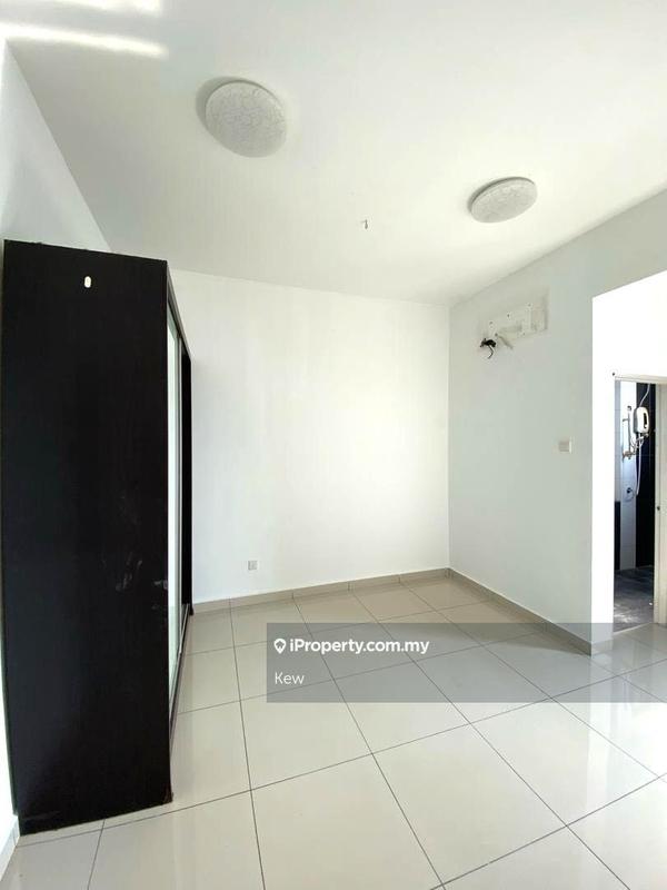 Condominium for Sale in Sky Vista Residency by Kew - iProperty.com.my