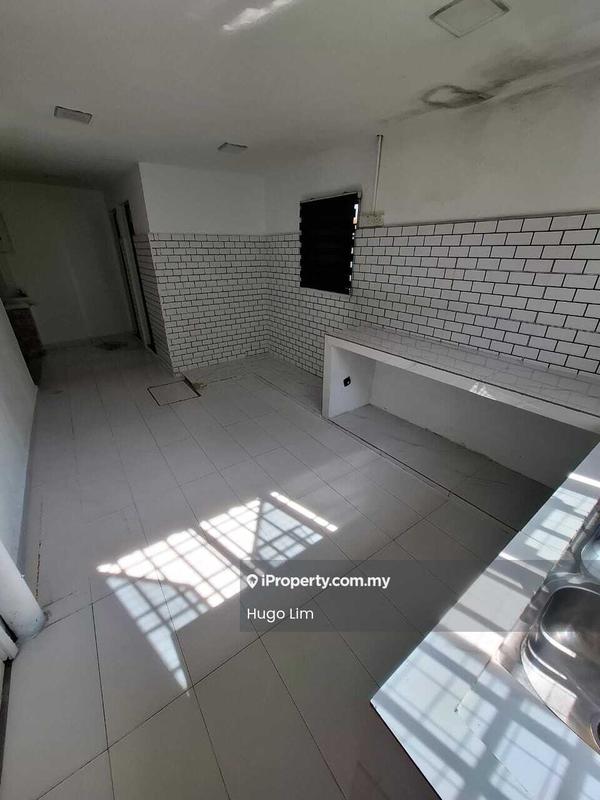 2-storey Terraced House for Sale in Taman Puncak Jalil, Seri Kembangan by Hugo Lim - Kitchen - iProperty.com.my