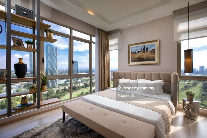 For Sale - Par 3 Condo & Condo Villa