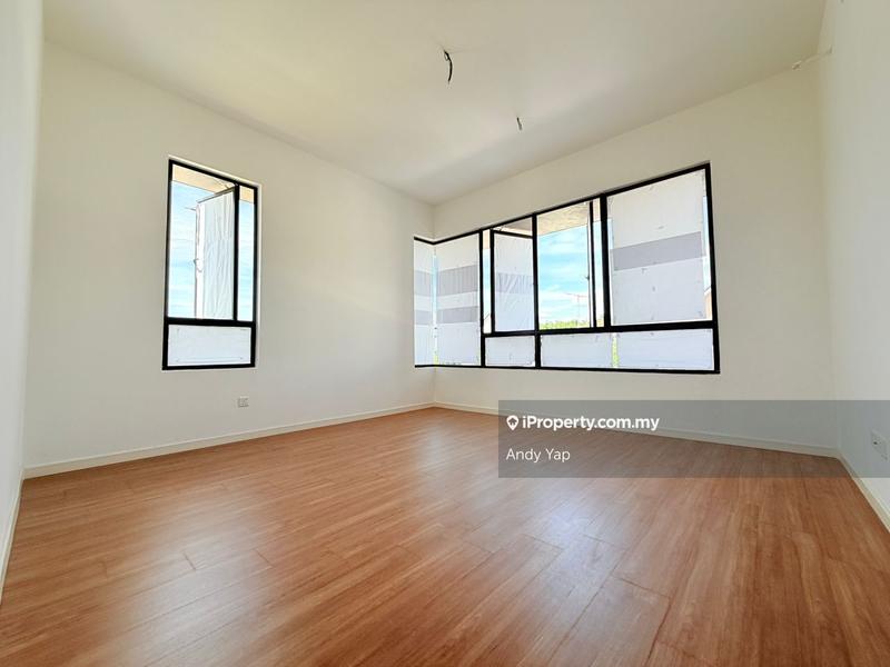 Rumah Teres untuk Dijual di Kota Emerald, Rawang oleh Andy Yap - iProperty.com.my