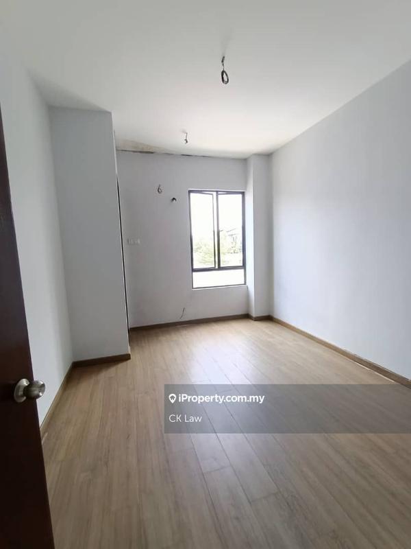 Rumah Berangkai 2 Tingkat untuk Dijual di Kajang East, Semenyih oleh CK Law - iProperty.com.my