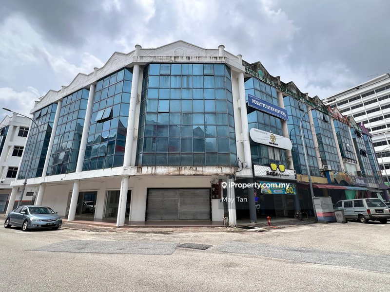 For Rent - Kluang Town Centre corner lot shop