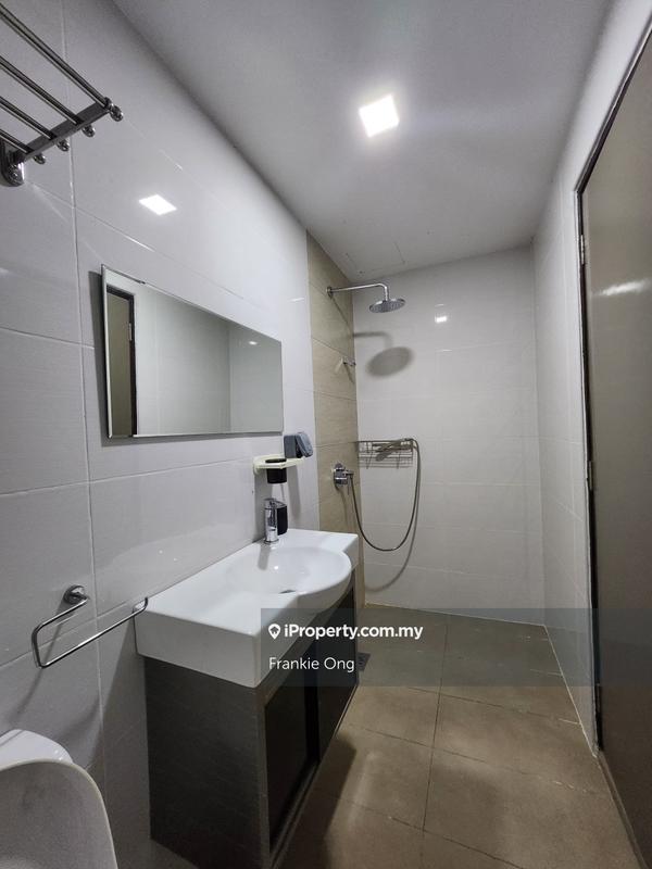 Kediaman Servis untuk Dijual di SkyVille 8 @ Benteng 8 oleh Frankie Ong - iProperty.com.my