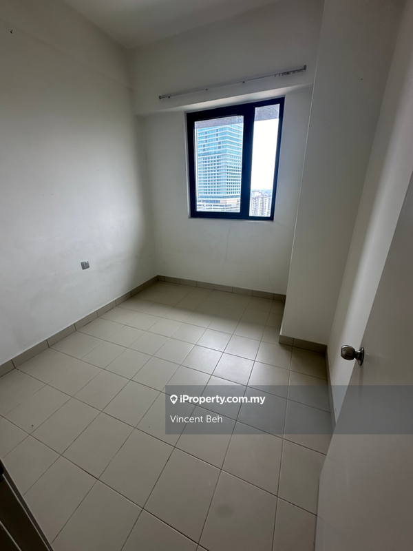 Kondominium untuk Disewa di Residence 8 oleh Vincent Beh - iProperty.com.my