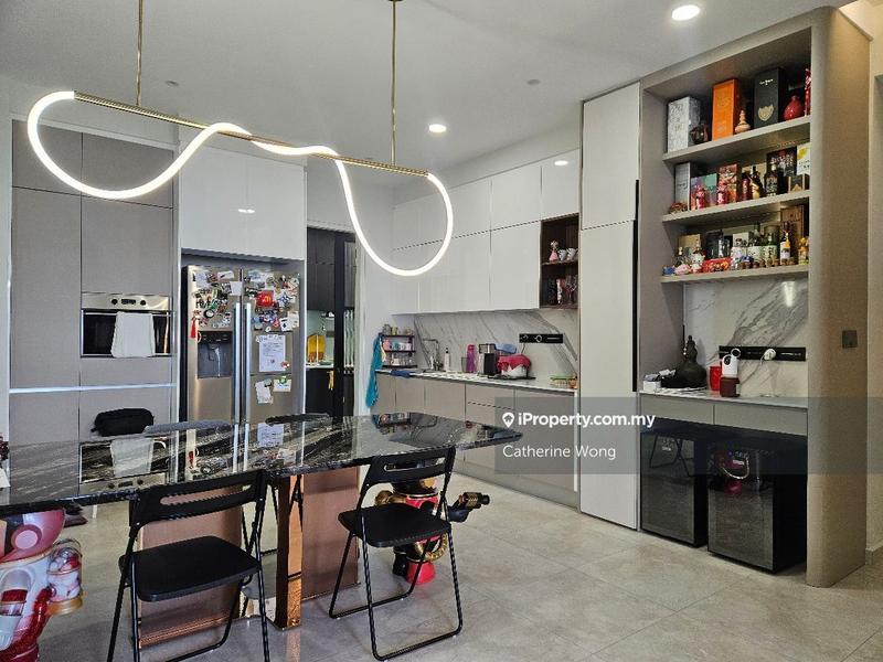 For Sale - Trinity Pentamont