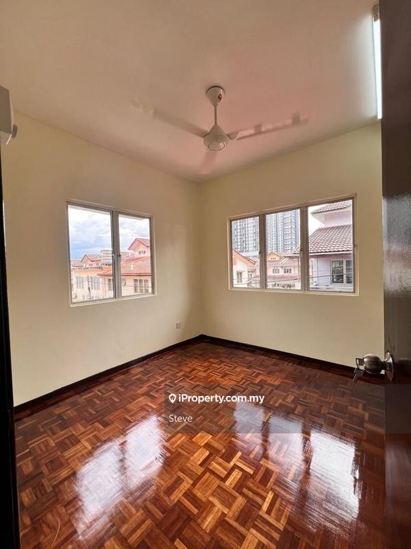 2.5-storey Terraced House for Sale in Taman Equine, Seri Kembangan by Steve - iProperty.com.my