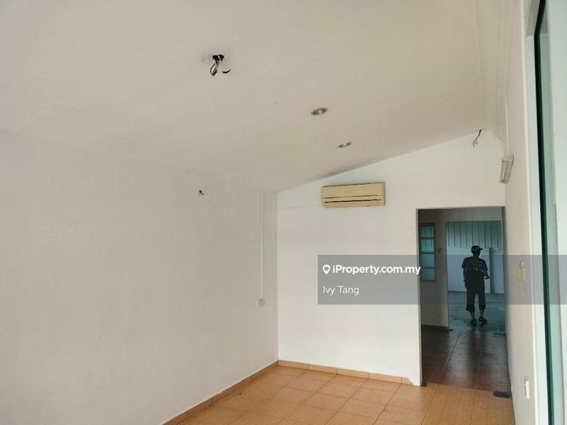Commercial Bungalow for Rent in Taman Canning, Ipoh by Ivy Tang - iProperty.com.my