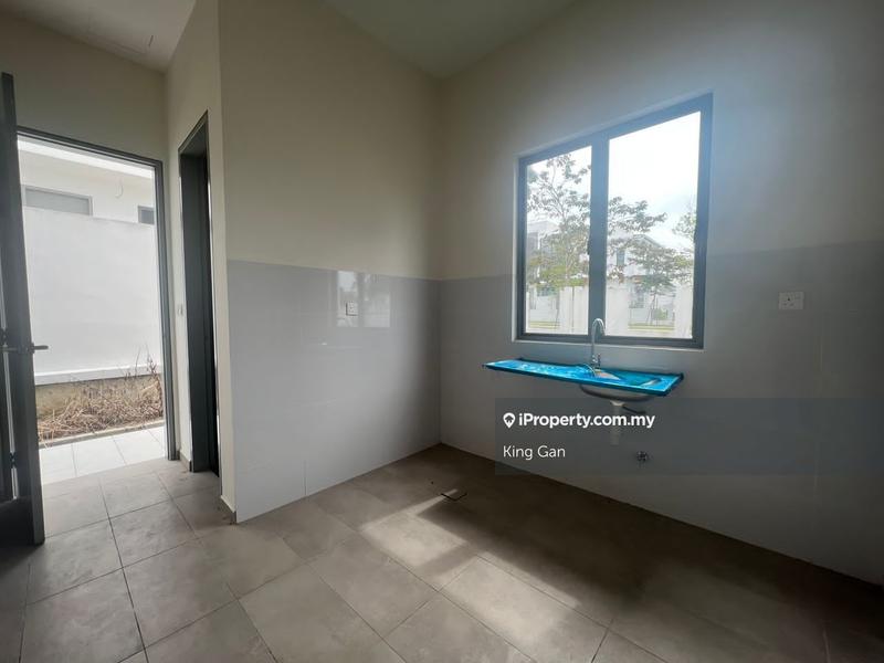 Semi-Detached House for Sale in Taman Semanja, Kajang, Kajang by King Gan - iProperty.com.my