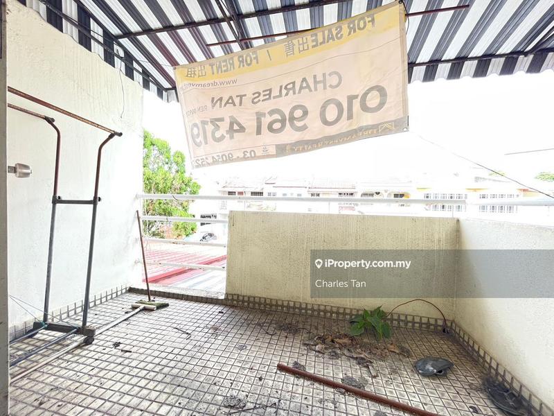 Rumah Berangkai 2 Tingkat untuk Dijual di SS19, Subang Jaya oleh Charles Tan - iProperty.com.my