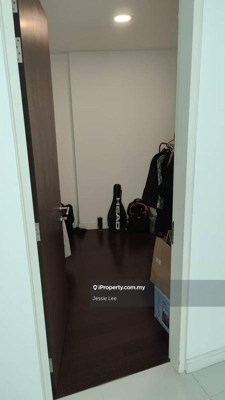Kediaman Servis untuk Dijual di Setia SKY Residences oleh Jessie Lee - iProperty.com.my