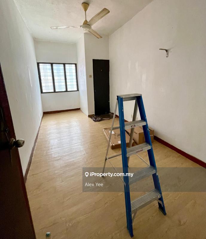 Pangsapuri untuk Dijual di Taman Lembah Maju oleh Alex Yee - iProperty.com.my