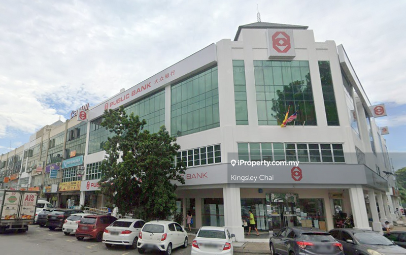 For Sale - ROI 4.5% Above Bandar Puteri Puchong Endlot Puchong