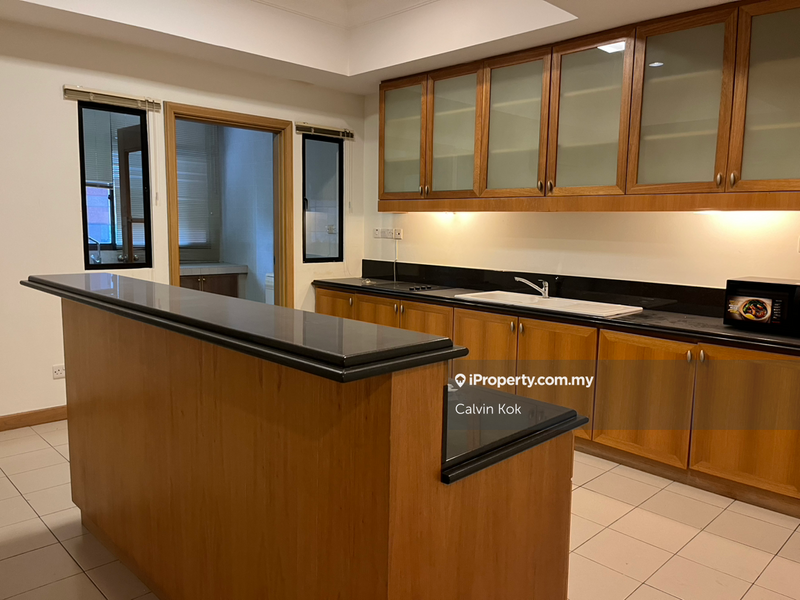 For Sale - 3 Kia Peng