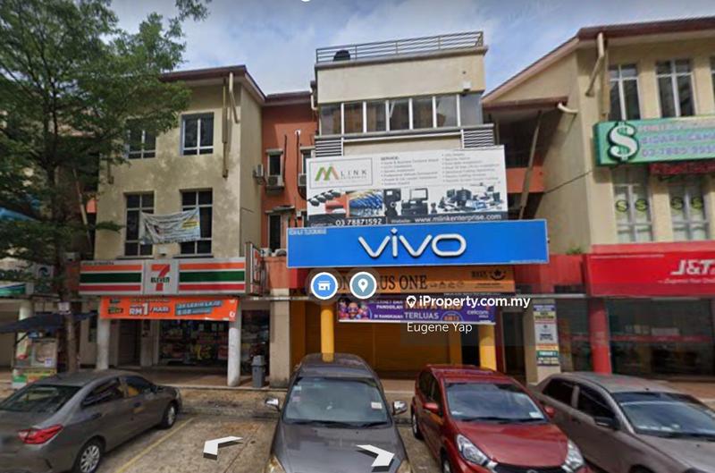 Shop / Office for Sale in Taman Putra Damai, Ara Damansara by Eugene Yap - iProperty.com.my