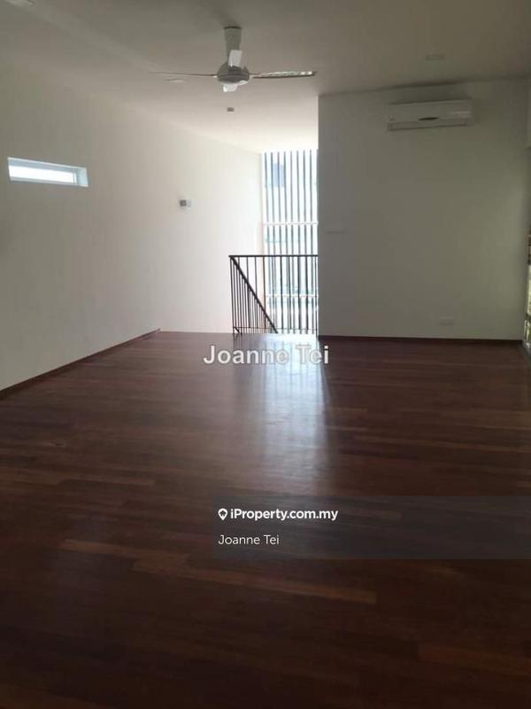 Bungalow House for Sale in Lakefront Villa, Cyberjaya by Joanne Tei - iProperty.com.my