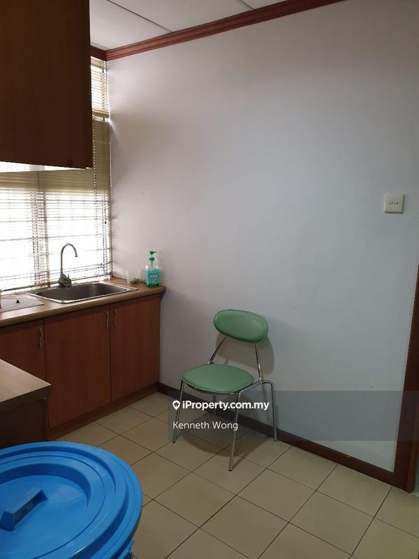 Pejabat untuk Dijual di Sunwaymas Commercial Centre, Dataran Prima, Petaling Jaya oleh Kenneth Wong - iProperty.com.my