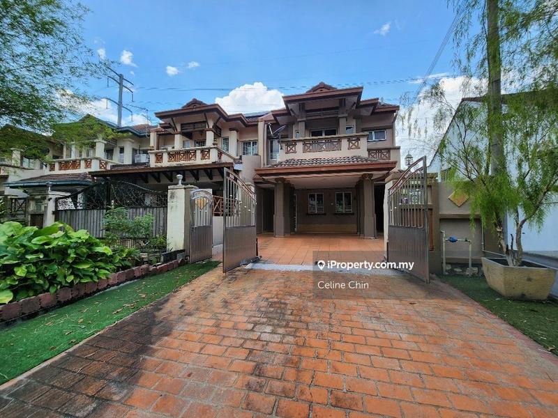 Ara Damansara 2 sty end lot for sale