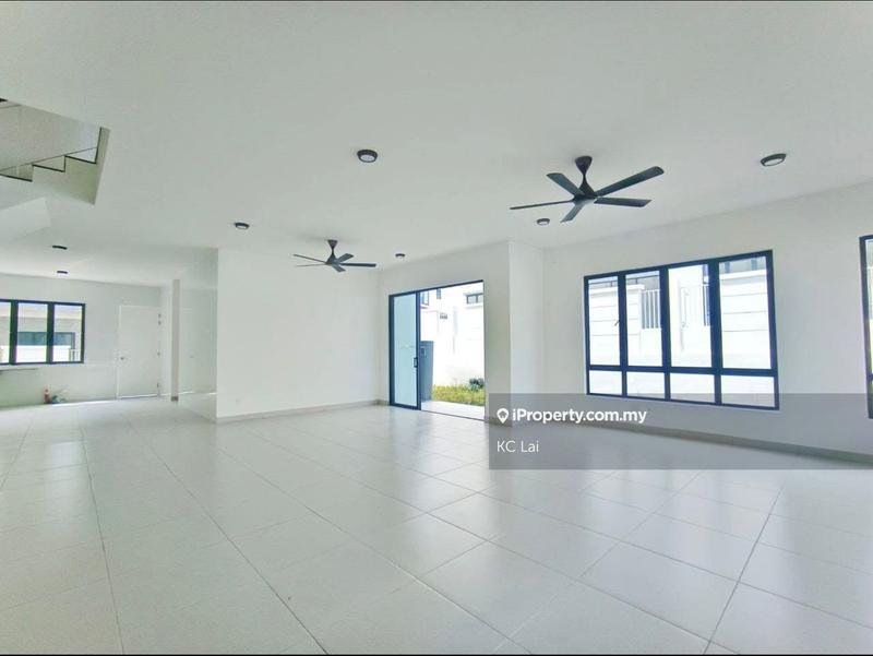 Semi-Detached House for Sale in Kemayan Heights, Seremban 2 by KC Lai - iProperty.com.my