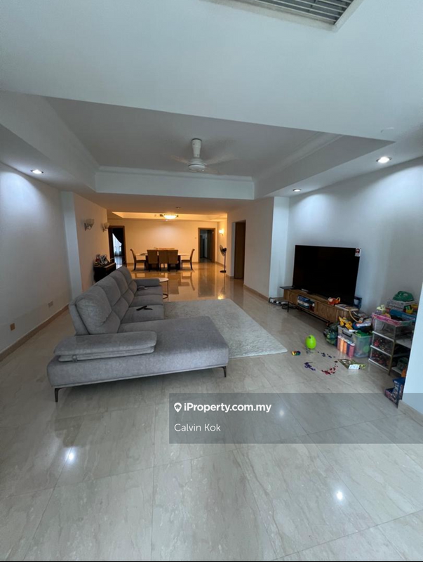 For Sale - 3 Kia Peng