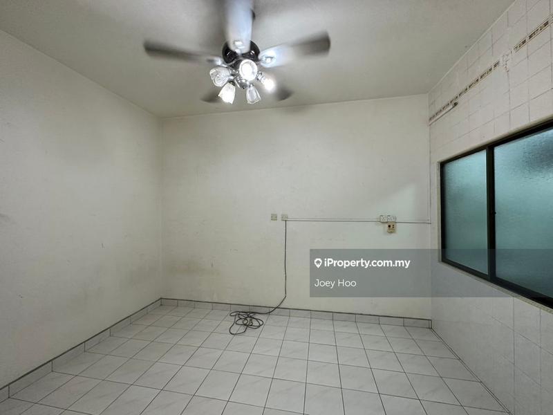 Rumah Teres 2-Tingkat untuk Dijual di Taman Overseas Union (Taman Oug), Jalan Klang Lama (Old Klang Road) oleh Joey Hoo - iProperty.com.my