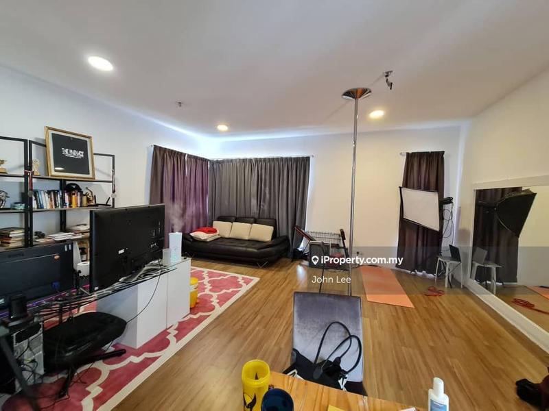 Bungalow House for Sale in Laman Granview Taman Saujana Puchong, Puchong by John Lee - iProperty.com.my