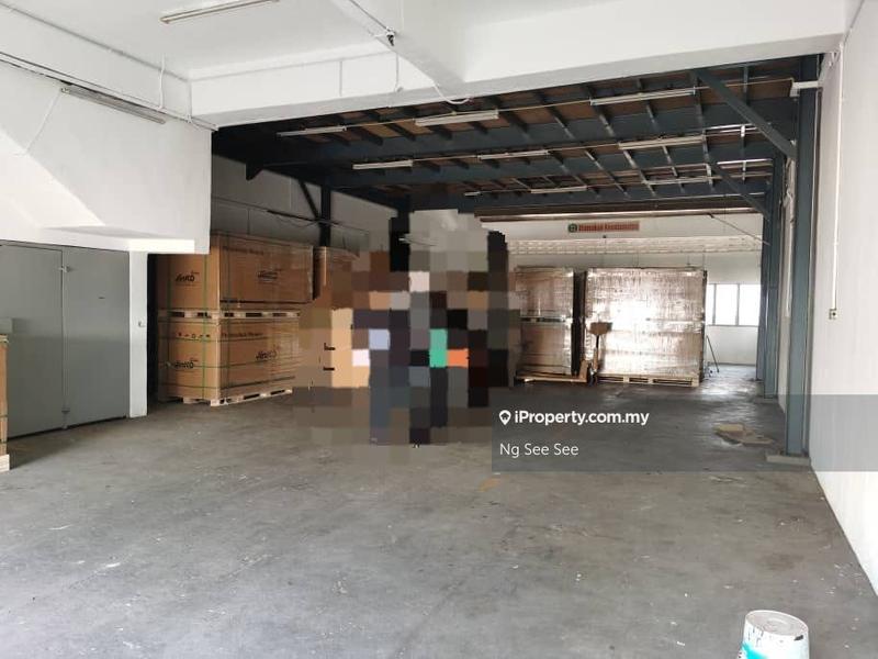For Rent - 1.5 Sty factory, seksyen 27, shah alam