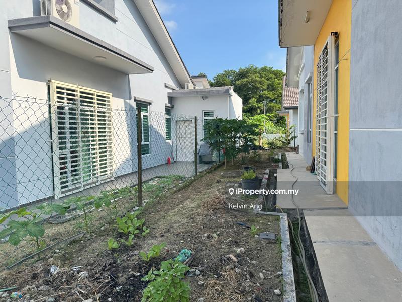 Semi-Detached House for Sale in Taman Jasin Perdana, Bemban by Kelvin Ang - iProperty.com.my
