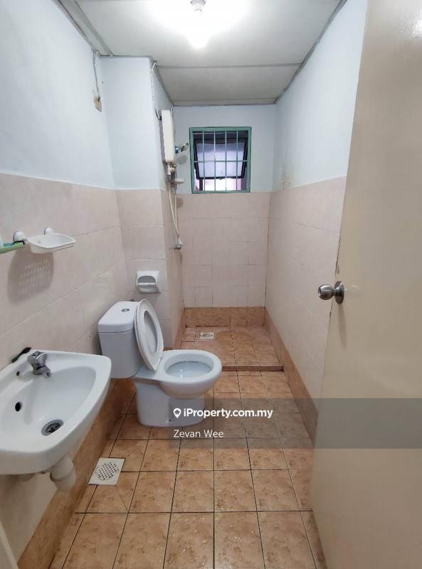 Apartment for Sale in Arena Green by Zevan Wee - iProperty.com.my