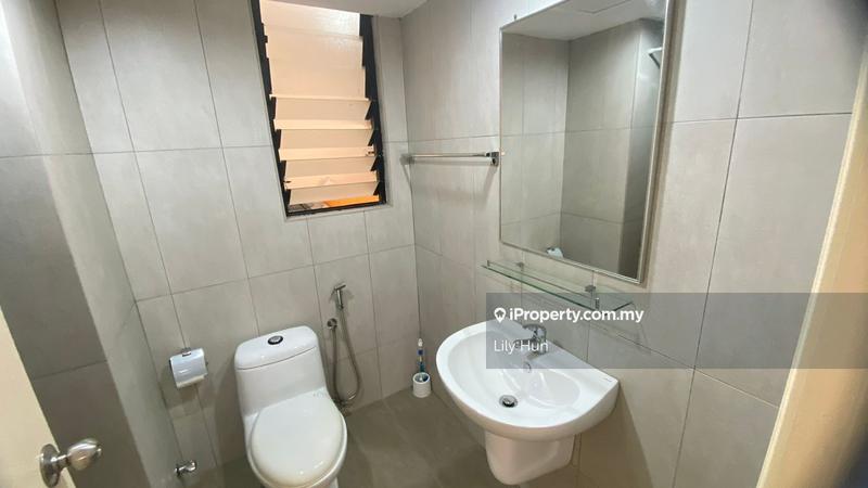 Kondominium untuk Dijual di Mont Kiara Pines oleh Lily Hun - iProperty.com.my