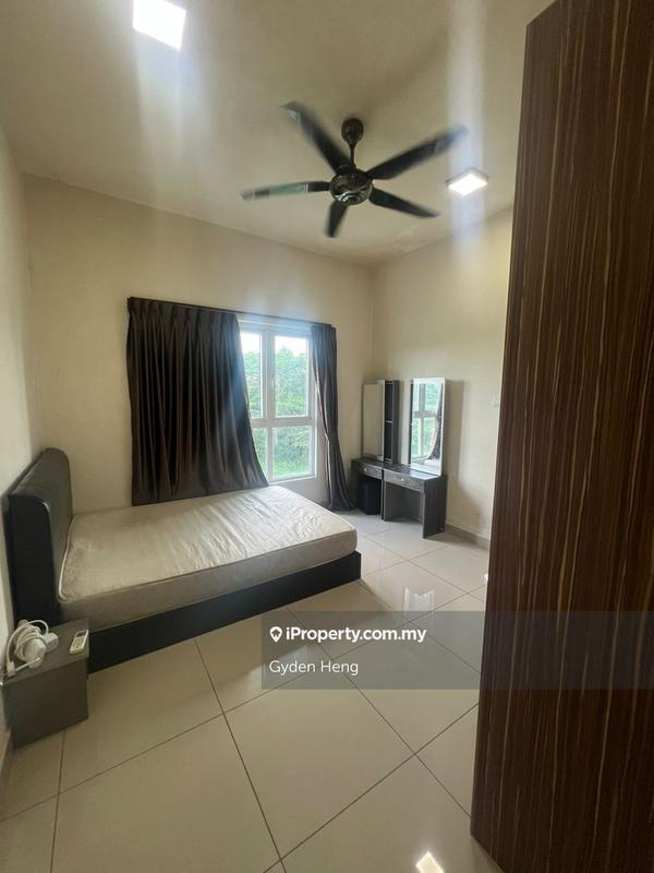 For Sale - Seasons Amara Larkin