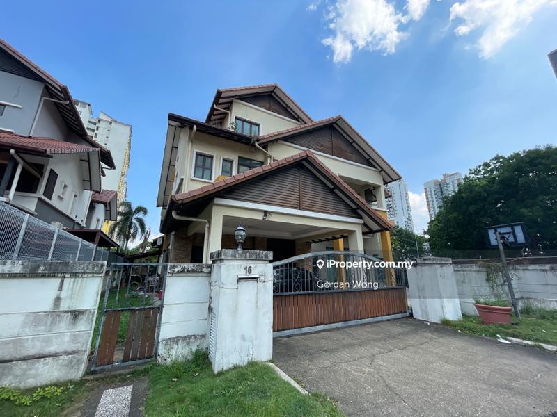 Bungalow House for Sale in Bandar Sunway, Sunway by Gordan Wong - iProperty.com.my