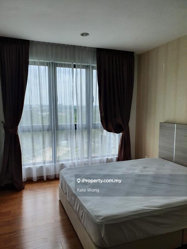 For Rent - Molek Pine 4