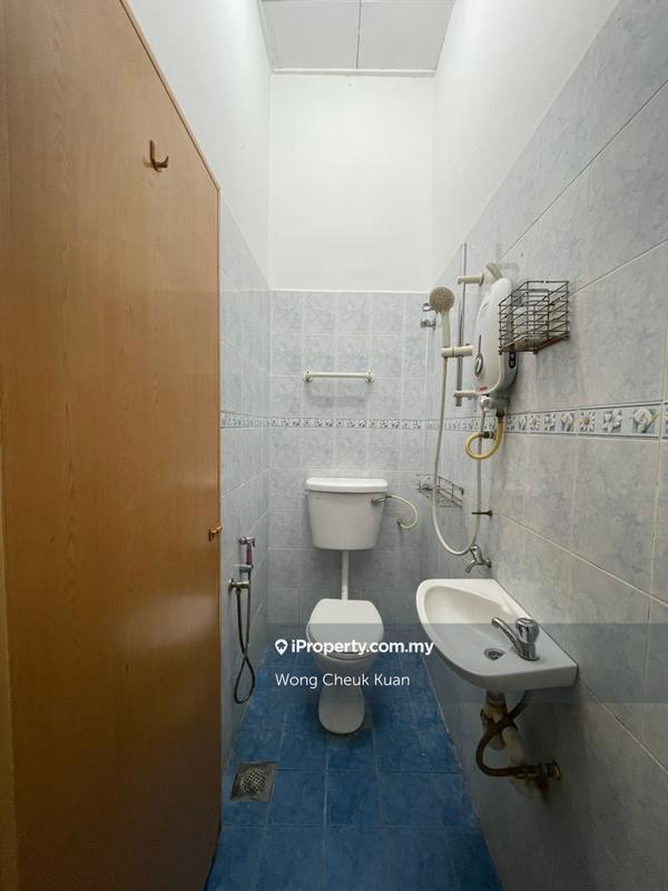 1-storey Terraced House for Sale in Taman Selayang Bahagia, Selayang by Wong Cheuk Kuan - iProperty.com.my