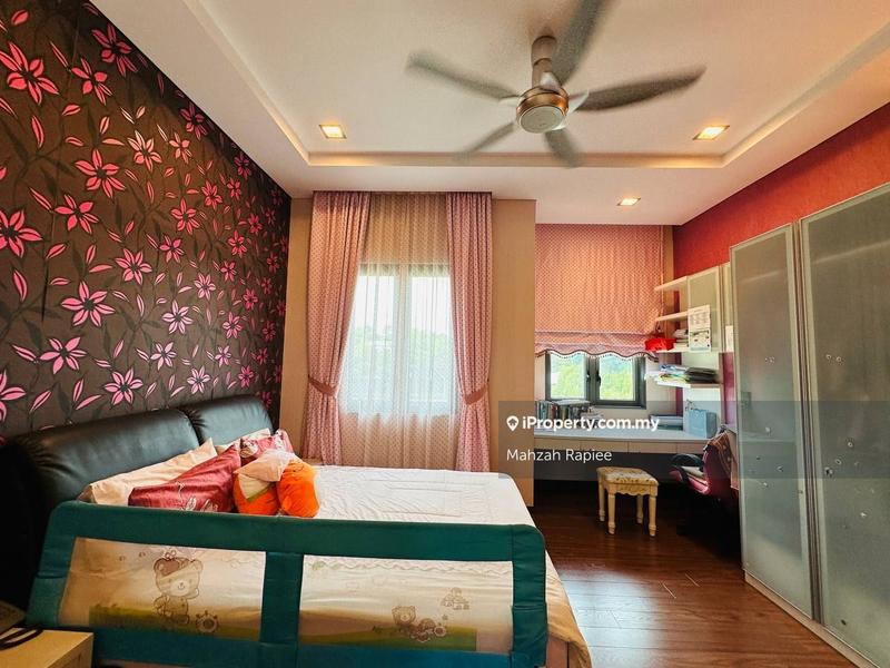 Bungalow House for Sale in Perdana Lakeview East, Cyberjaya by Mahzah Rapiee - iProperty.com.my