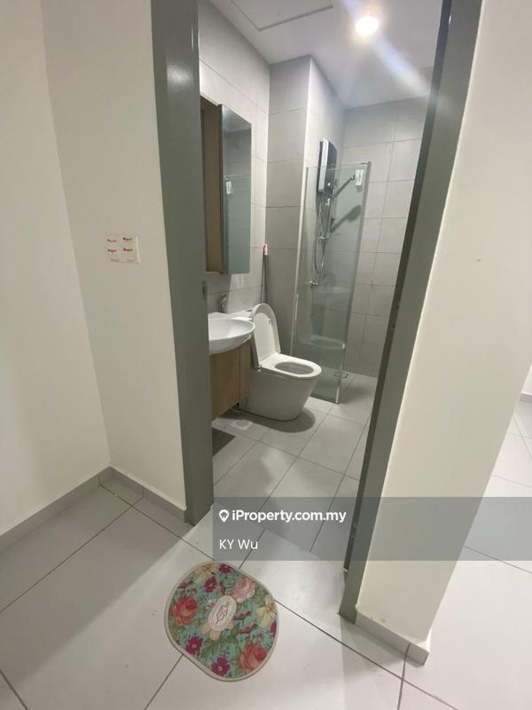 Kediaman Servis untuk Disewa di Sinaran @ Utropolis oleh KY Wu - Bathroom - iProperty.com.my