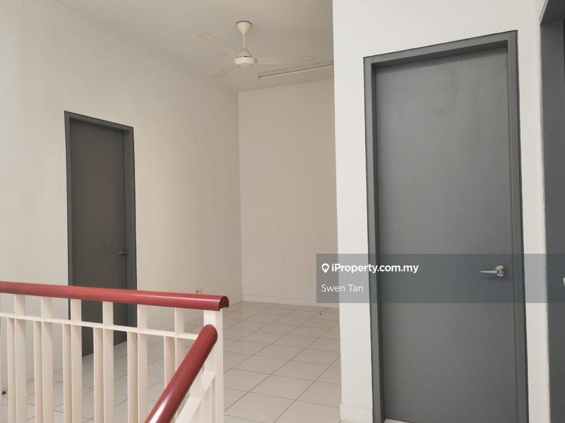 Rumah Teres untuk Dijual di qi6mk, Telok Panglima Garang oleh Swen Tan - iProperty.com.my