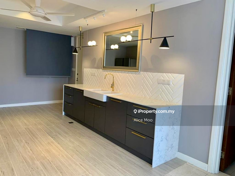 For Rent - Hampshire Park Condominium