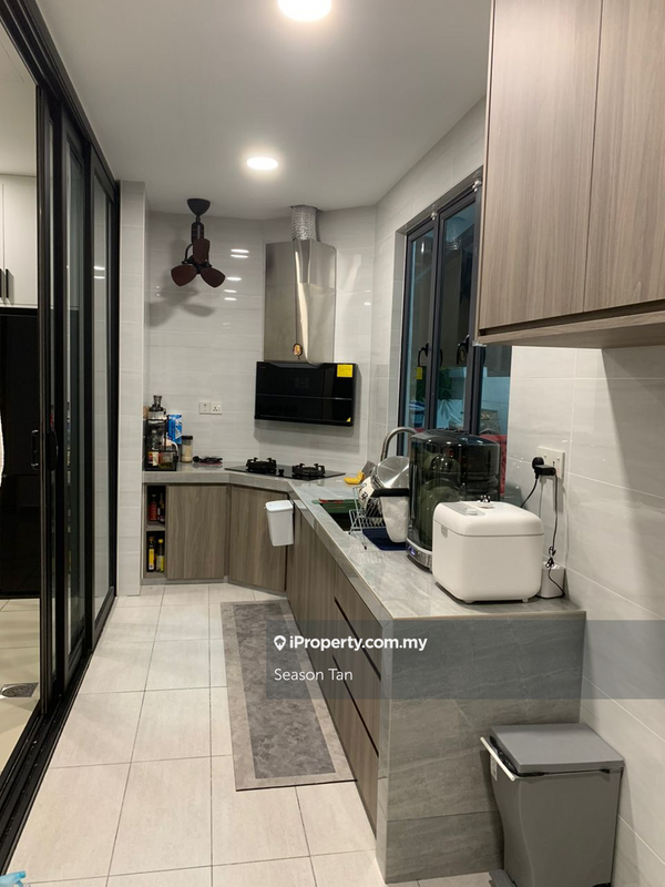 Rumah Berkembar untuk Dijual di Taman Bukit Serdang, Seri Kembangan oleh Season Tan - iProperty.com.my