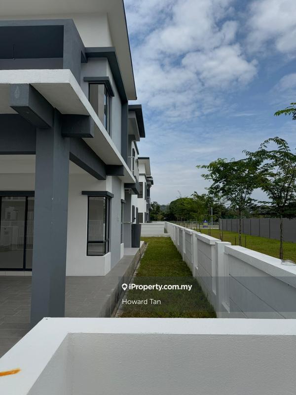 Semi-Detached House for Sale in Kemayan Height, Seremban 2 by Howard Tan - iProperty.com.my