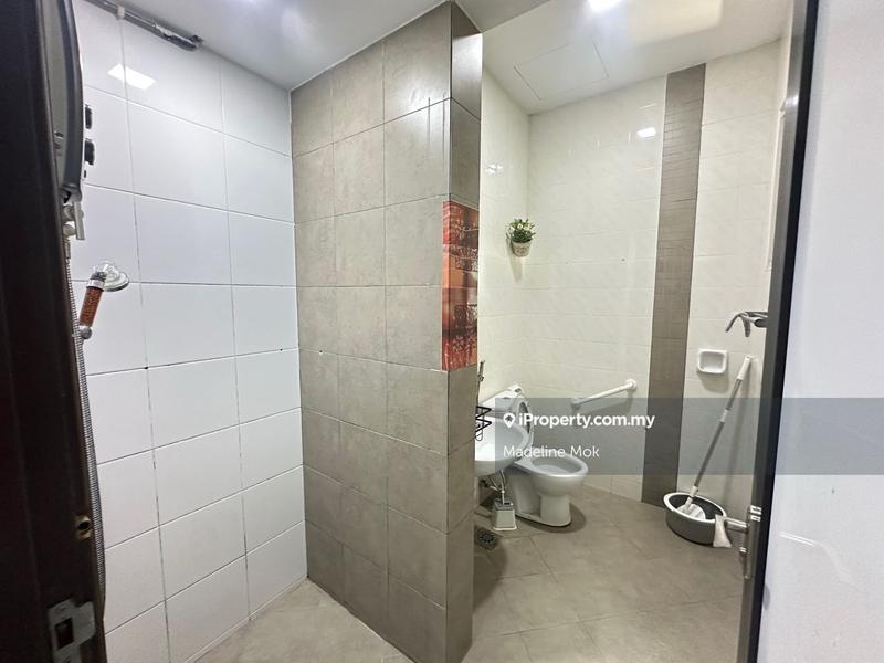 Bungalow House untuk Dijual di Damansara Idaman, Petaling Jaya oleh Madeline Mok - iProperty.com.my