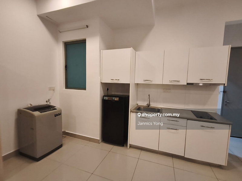 For Rent - Cybersquare