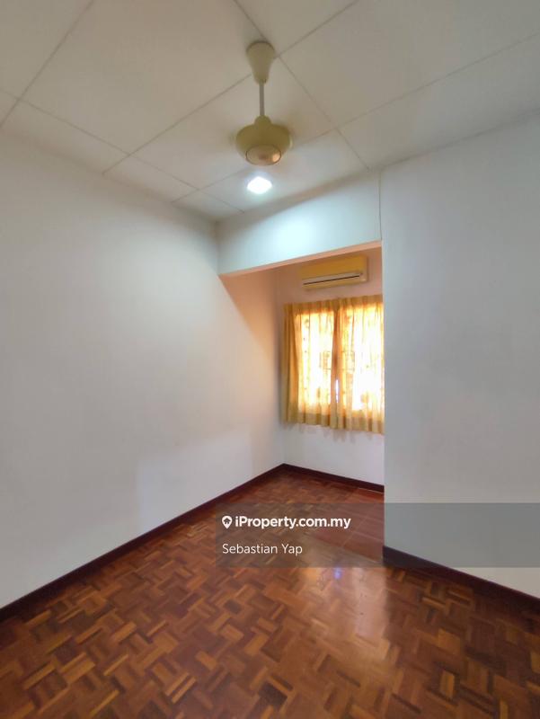 Rumah Berangkai 2 Tingkat untuk Dijual di Taman Kelana Idaman, Ara Damansara oleh Sebastian Yap - iProperty.com.my
