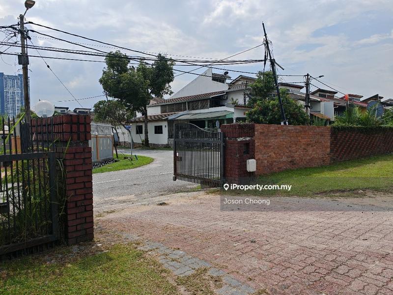 Bungalow House for Sale in Taman Overseas Union (Taman Oug), Jalan Klang Lama (Old Klang Road) by Joson Choong - iProperty.com.my