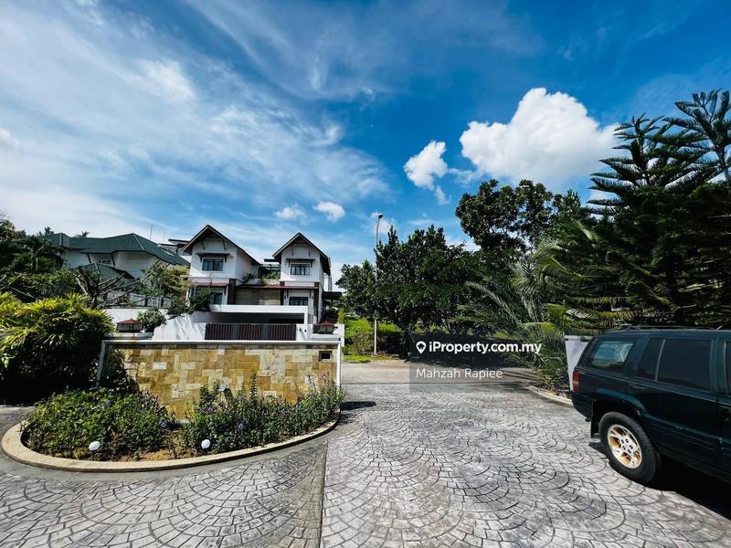Bungalow House for Sale in Perdana Lakeview East, Cyberjaya by Mahzah Rapiee - iProperty.com.my