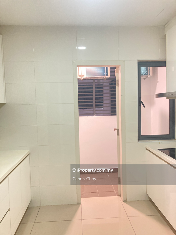 Kediaman Servis untuk Dijual di Paramount Utropolis oleh Cannis Choy - iProperty.com.my