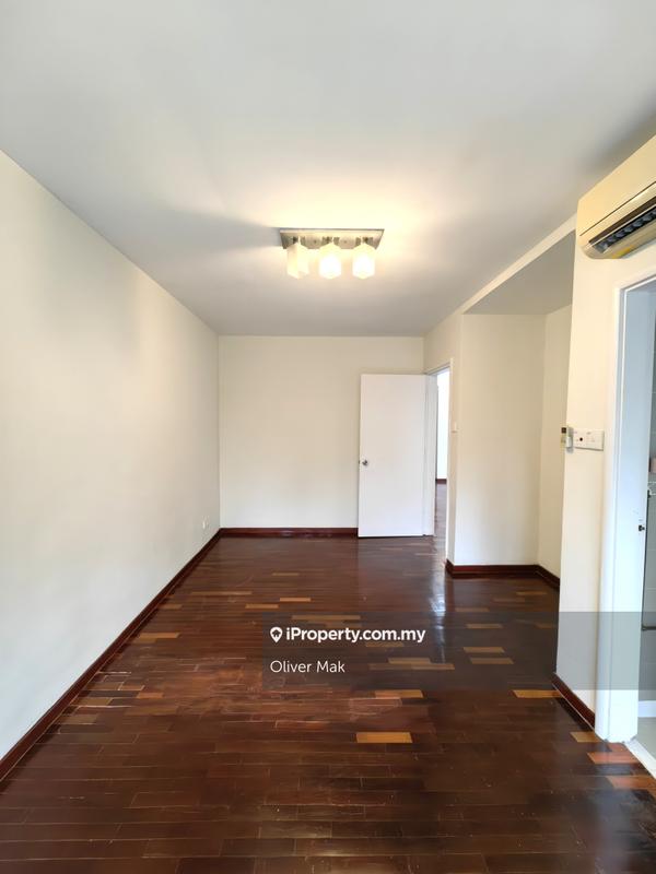 3-storey Terraced House for Sale in Taman Esplanad, Bukit Jalil by Oliver Mak - iProperty.com.my