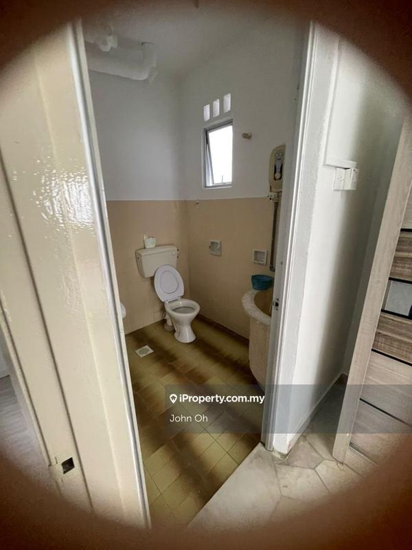 For Sale - The Edge Residence