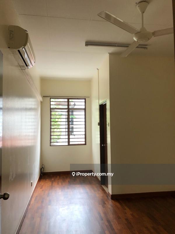 Rumah Teres 2-Tingkat untuk Dijual di Kota Kemuning, Shah Alam oleh Christine Lam - iProperty.com.my