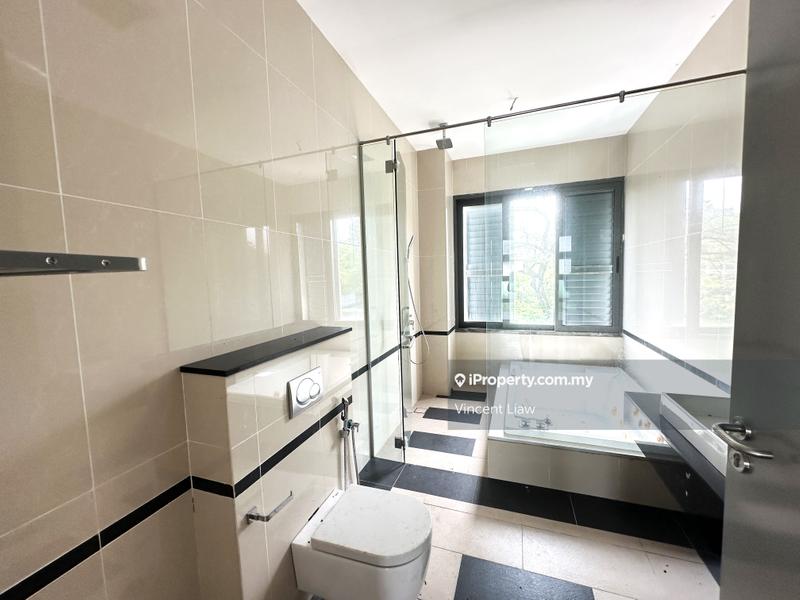 Bungalow House for Sale in The Villa Serai Saujana Golf Resort, Saujana by Vincent Liaw - iProperty.com.my